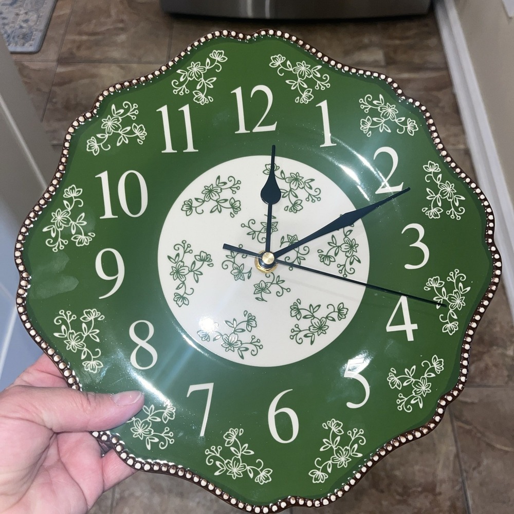 Temptation Green Floral Lace Clock KFI-xMG-EA000324